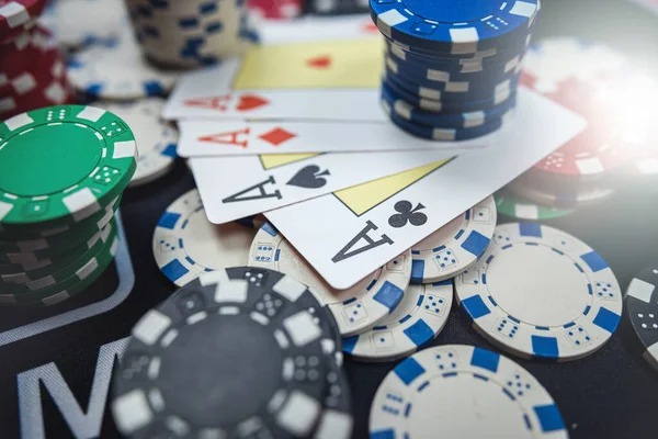 judi slot mobile app interface showing sportsbook and live-dealer options